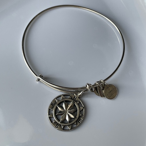 Alex and Ani Compass Bracelet - Picture 1 of 3